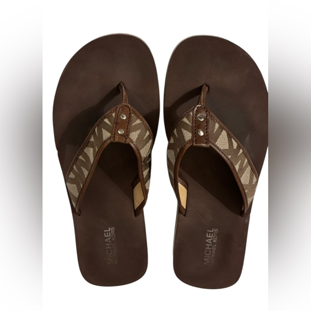 Michael Kors Brown Flip Flops Sandals - Picture 2 of 5